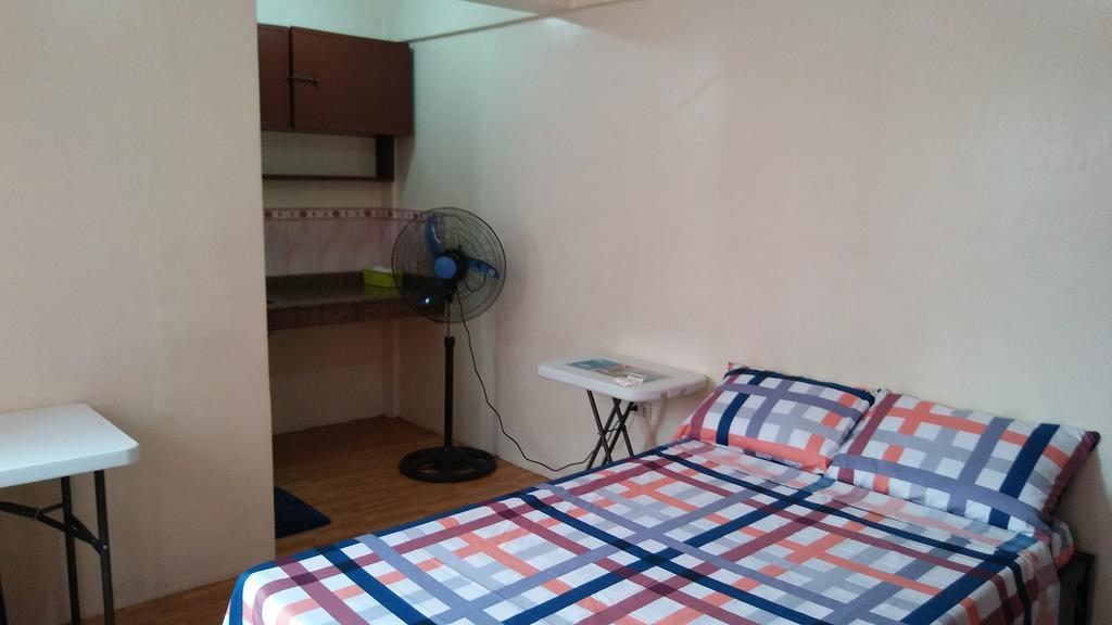 Budget Studio Unit In Makati Makati City Exterior photo
