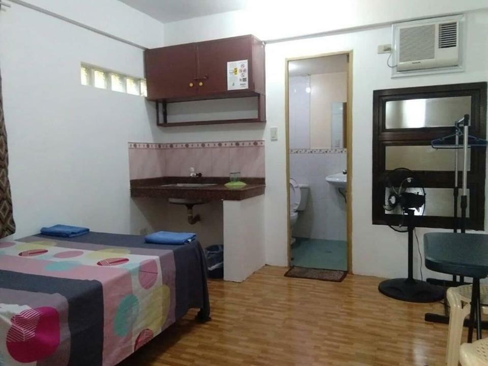 Budget Studio Unit In Makati Makati City Exterior photo